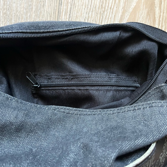 Nightmare Before Christmas Crossbody Tote Purse Bag with Pockets - Picture 7 of 8